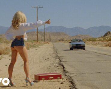 Manchild – Sabrina Carpenter